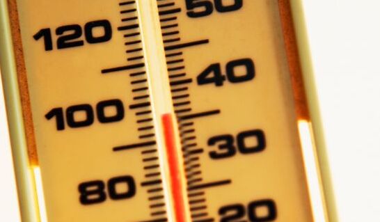 ¿Cómo dejar de tener calor en un auto sin aire acondicionado? (Getty Images)