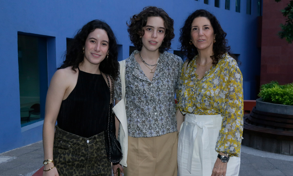 Fátima Alanís, Gracia Alanís y Rosy Bustindui de Alanís / Foto: Omar Valdez