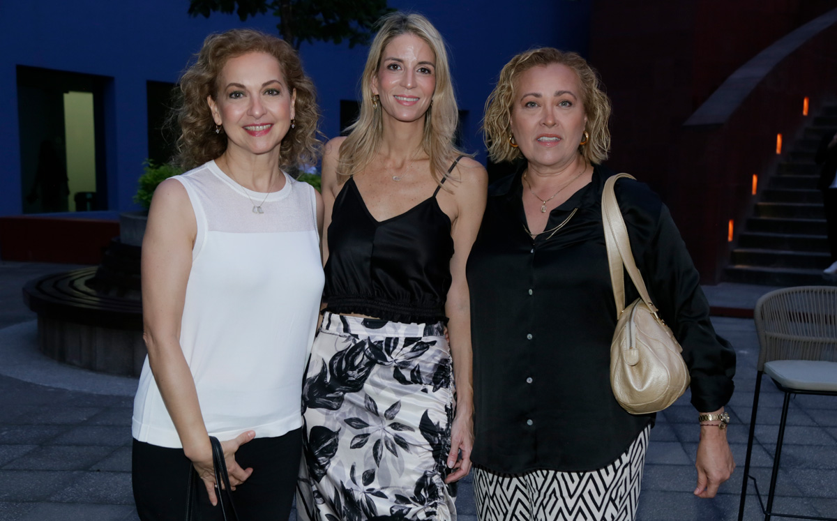 Laura García de Madrazo, Bárbara Lobeira y Consuelo Ibarra de Garza / Foto: Omar Valdez