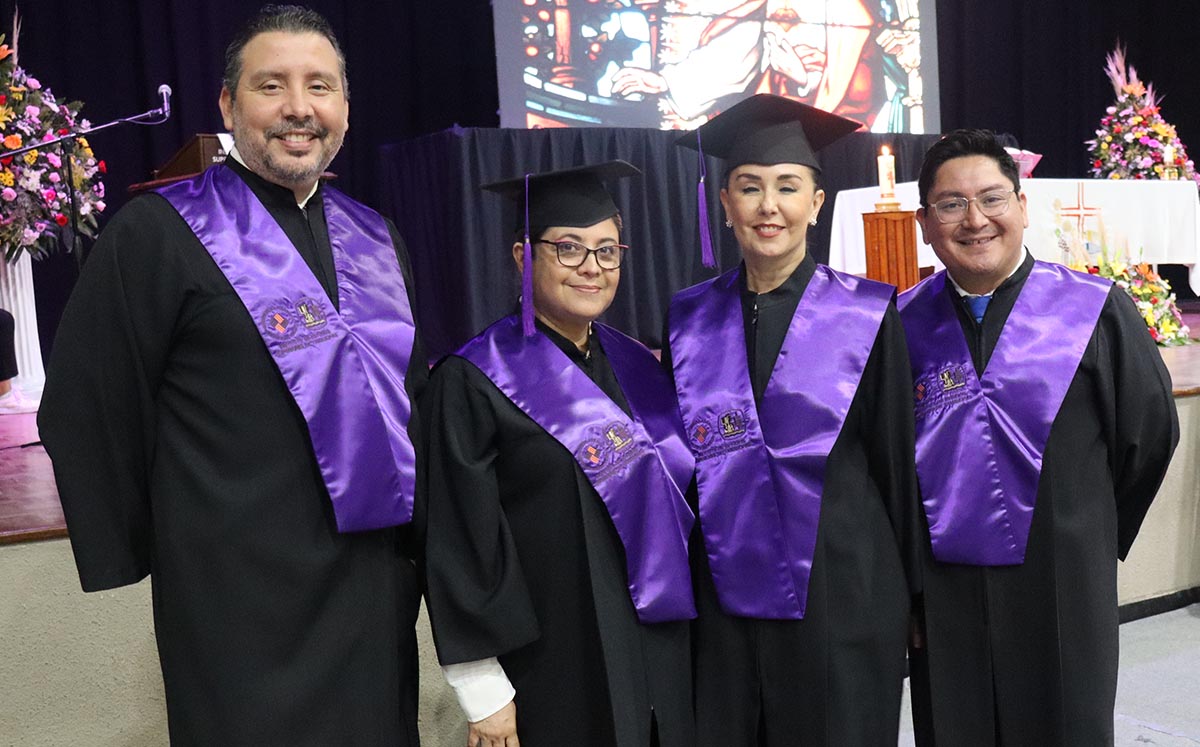 OMEO CAVAZOS LI, BERTA LAVIN, BRENDA ESPINOSA Y HADDAOUI PÉREZ MORGAN nos regalaron sus mejores sonrisas