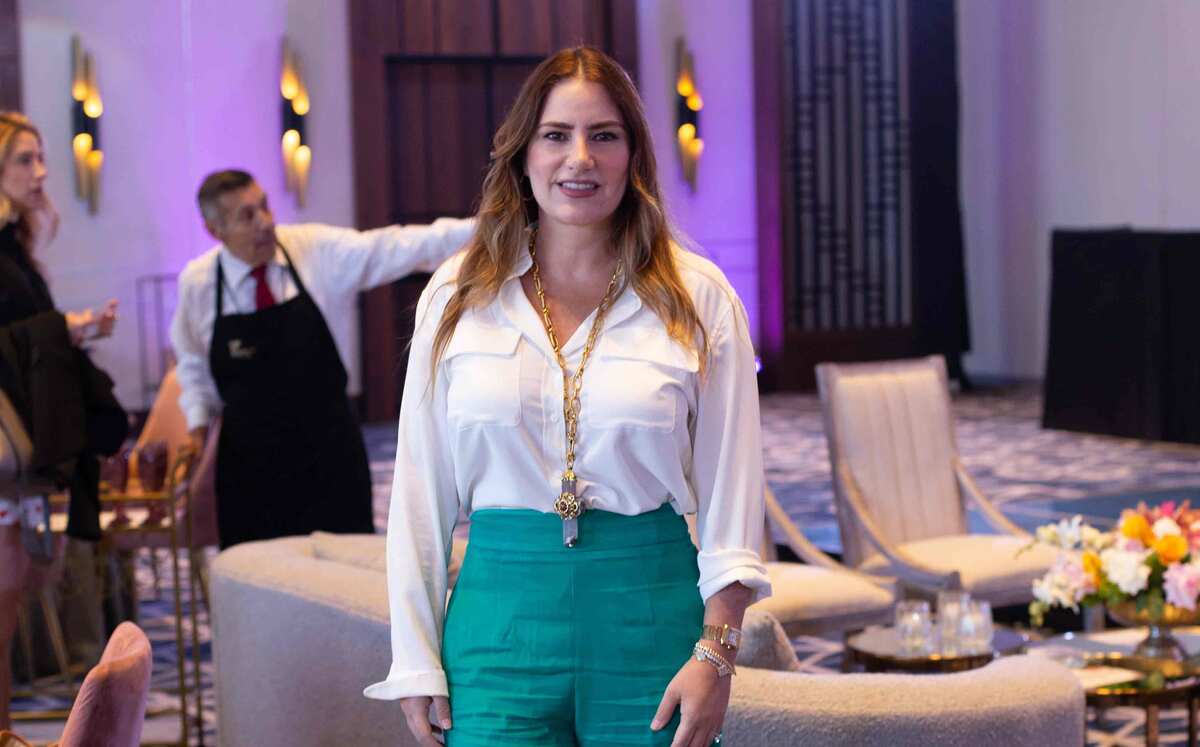Ale Hinojosa de Gutiérrez