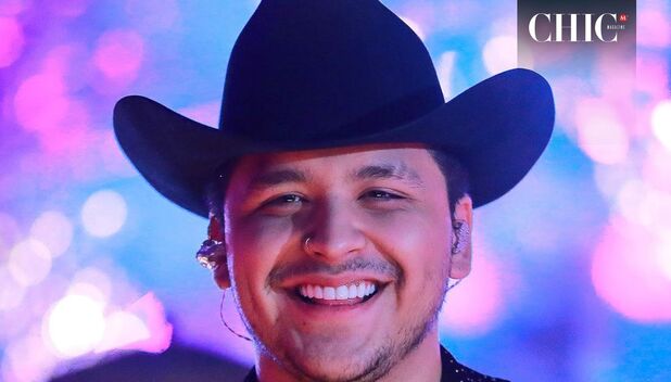 Christian Nodal cambió sus dientes por diamantes de 800 mil pesos (Instagram)