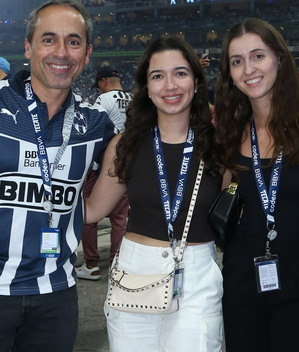 Federico Clariond, Vero Clariond y Paulina González / Foto: Roberto Alvarado