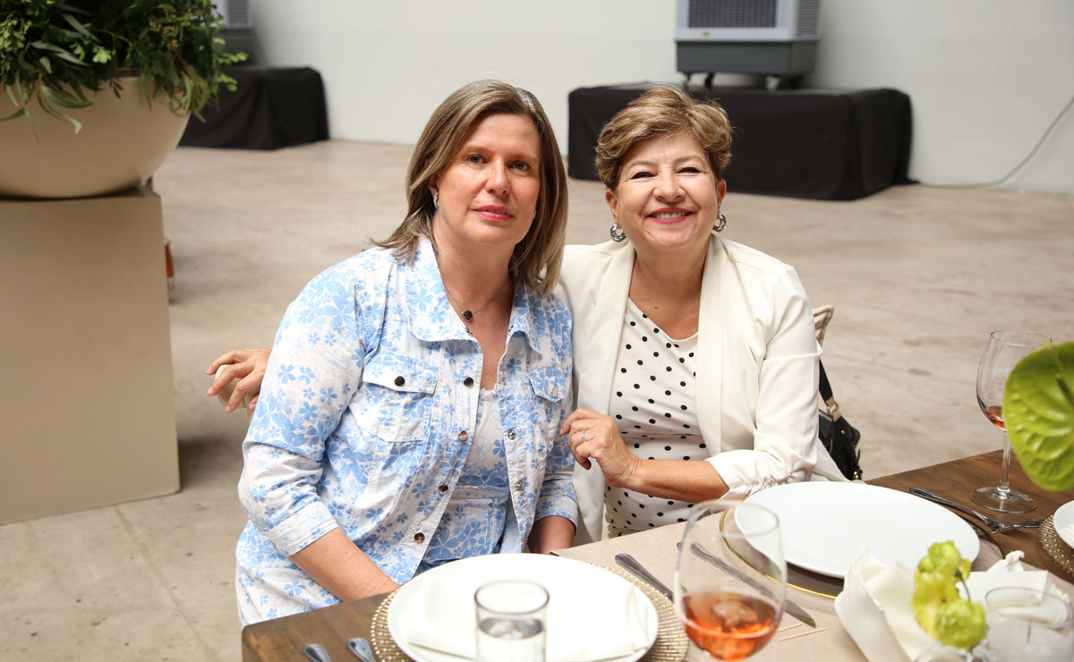 Lorena y Ana María