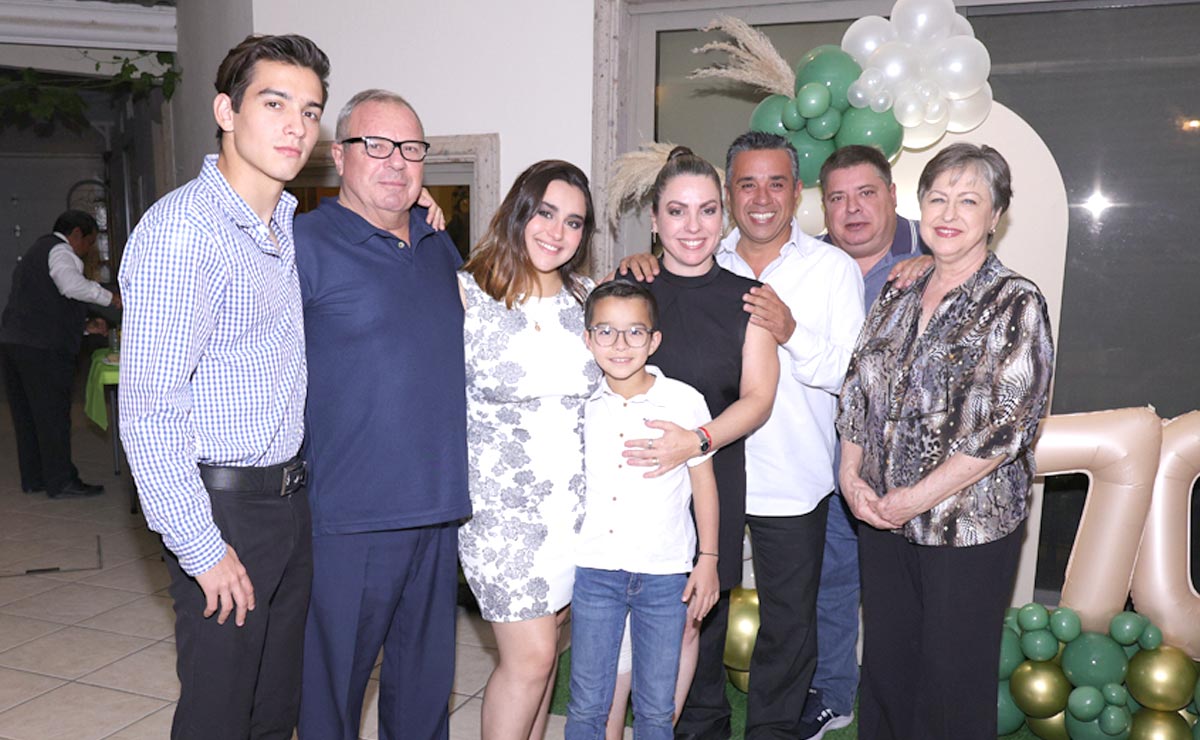 Mario, Hrabriy, Hrabrina, Rumiana, Tony, Ricardo y Elenka