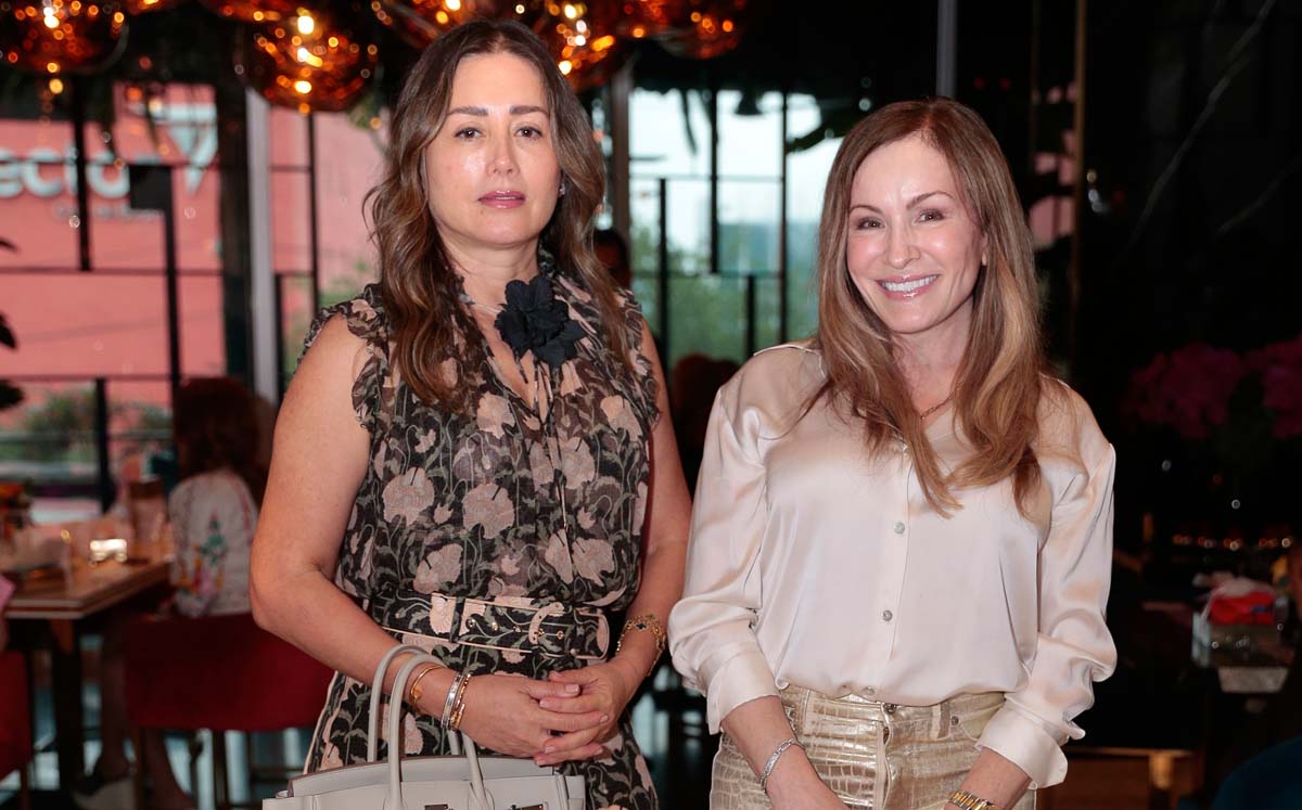 Susy Almaguer y Gabriela Cantú Miller
