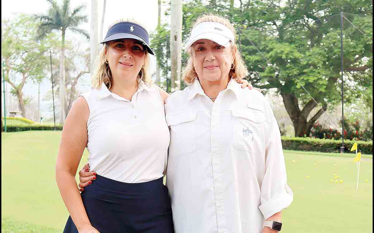 ANDREA LEAL Y ALICIA DE LEAL llegaron puntuales al Club Campestre Tampico