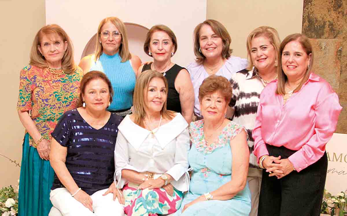 QUETA SILLER, LUZA TREVIÑO, MARTHA TREVIÑO, SILVIA DE ALDAPE, LIZI ROJANO, SANDRA FELIZARDO, ROSMERI NEMER, JULIETA LORENZO Y AMPARO DÍAZ