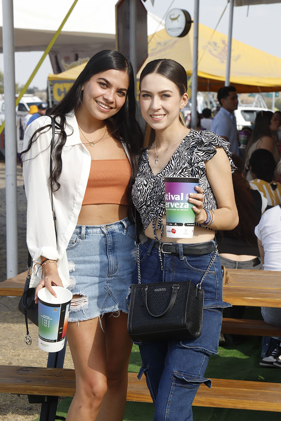 Adriana Reyes y Paola Meza
