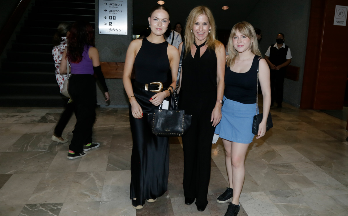 Ana Treviño, Melissa Garza y Melissa González / Foto: Omar Valdez