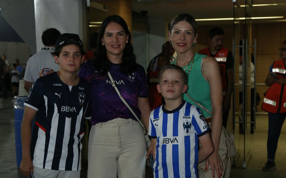 Andrés Montemayor, Fabiola Aguirre, Santiago Aldayr y Susana Montalvo / Foto: Roberto Alvarado