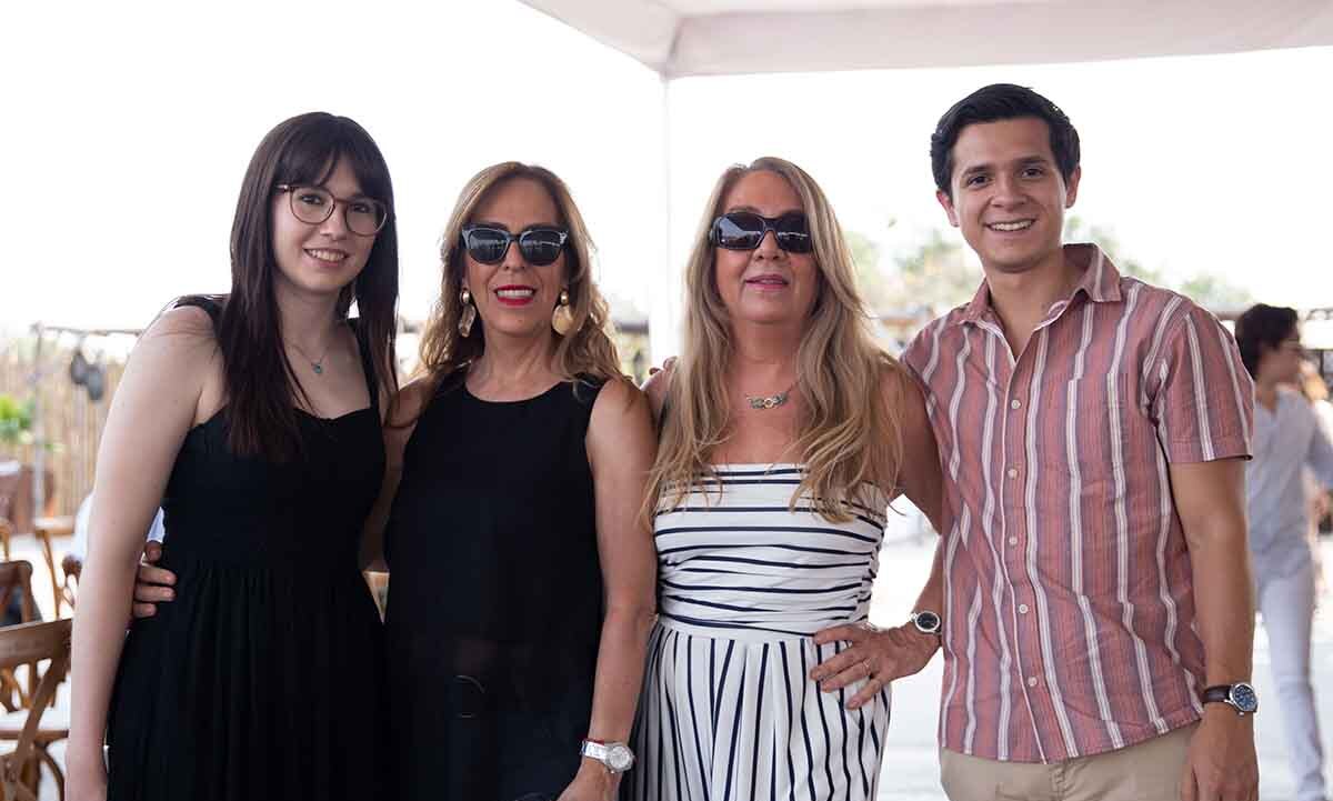 Mariloli Ponce De León, Maribel Ponce De León, Blanca Hoss y María José Ponce De León