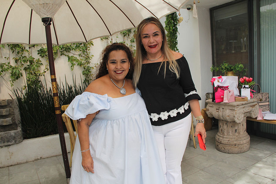 Karina Loera y Cinthia Téllez