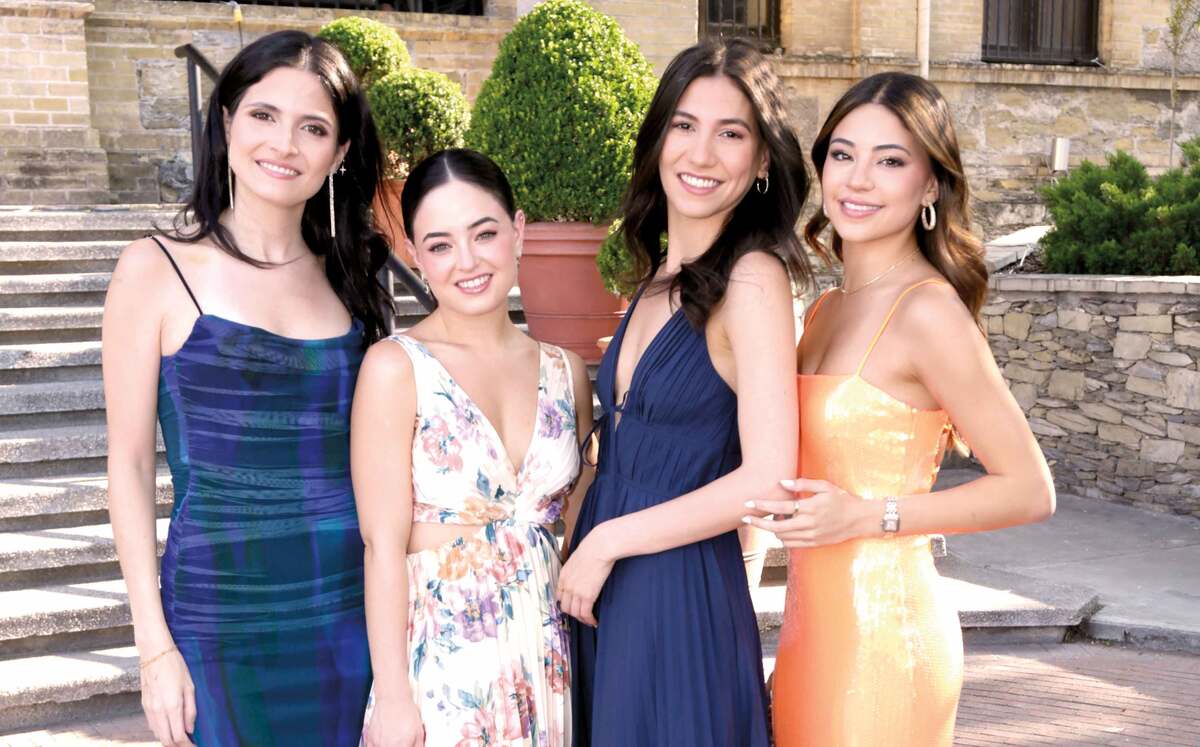 Rosy Chapa, Frida Zavala, Paloma Rodríguez y Alana De la Garza