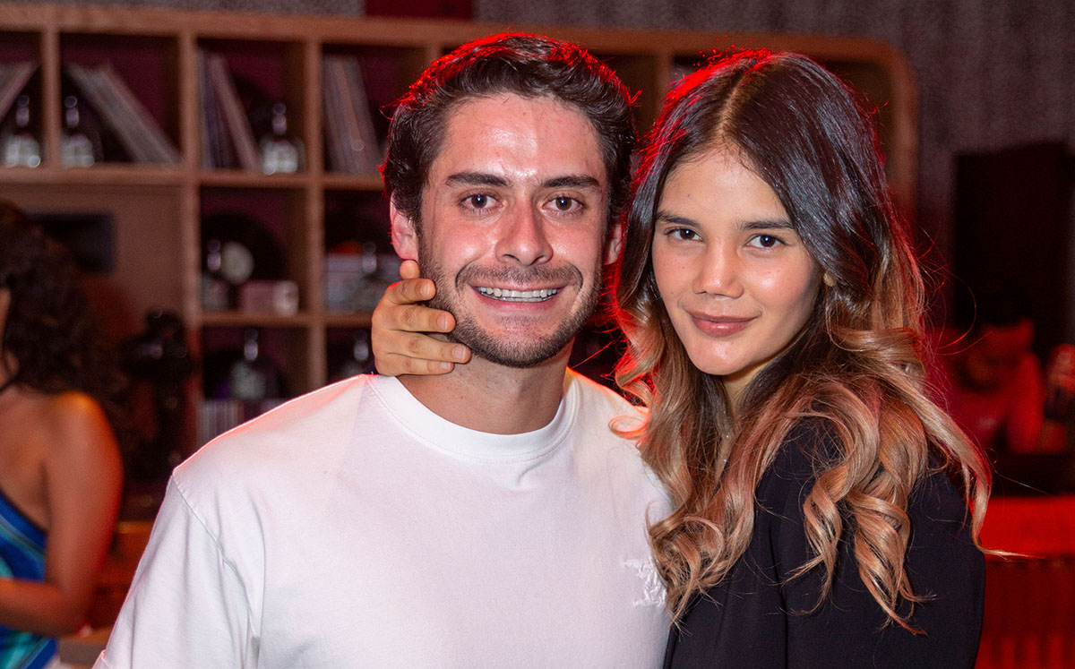 Iñaki González y Laura Blancarte