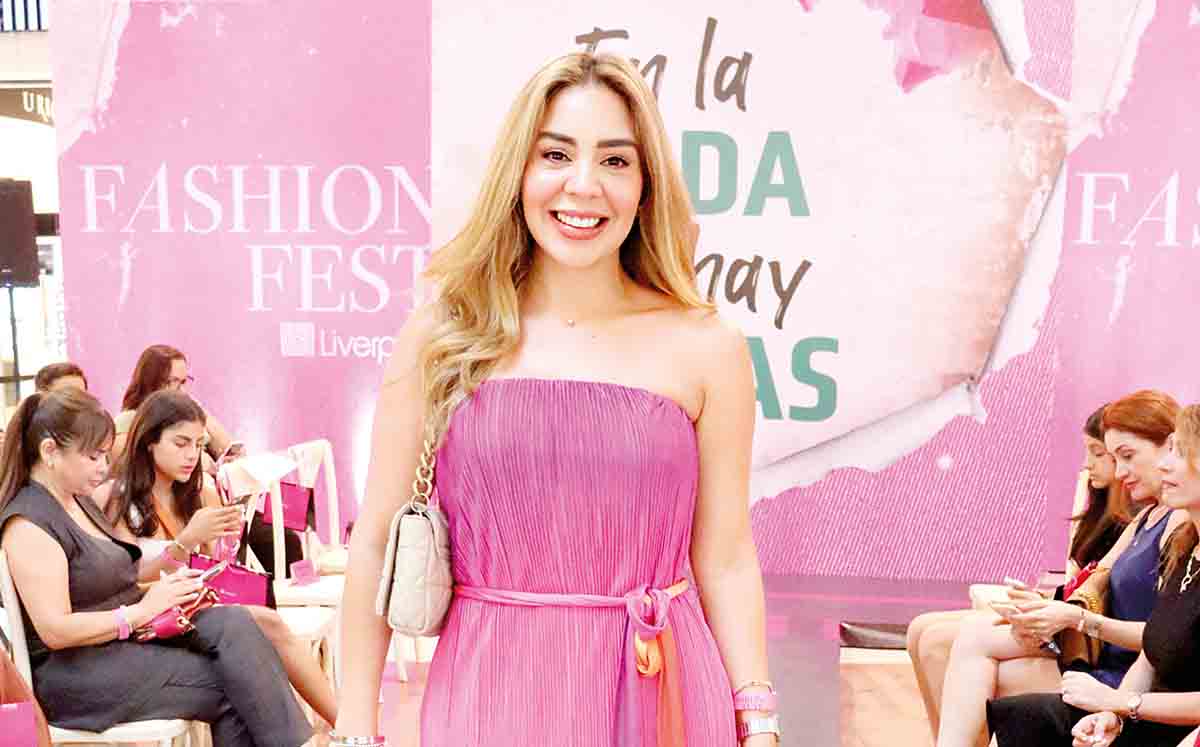 NORITA IZAGUIRRE nos regaló  su mejor sonrisa en la 43 edición del Fashion Fest de Liverpool