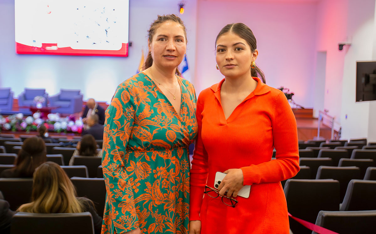 Marisol Uzarraga y Paola Uzarraga