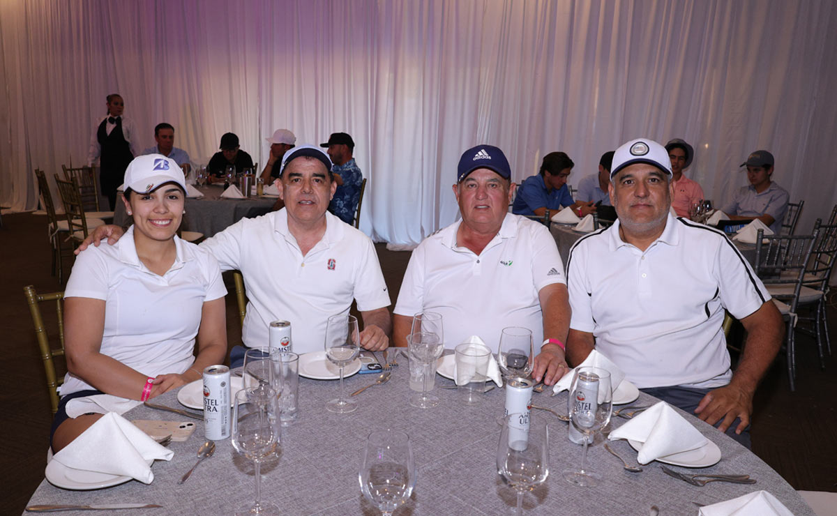 Alejandra, Armando, José Luis y Eduardo