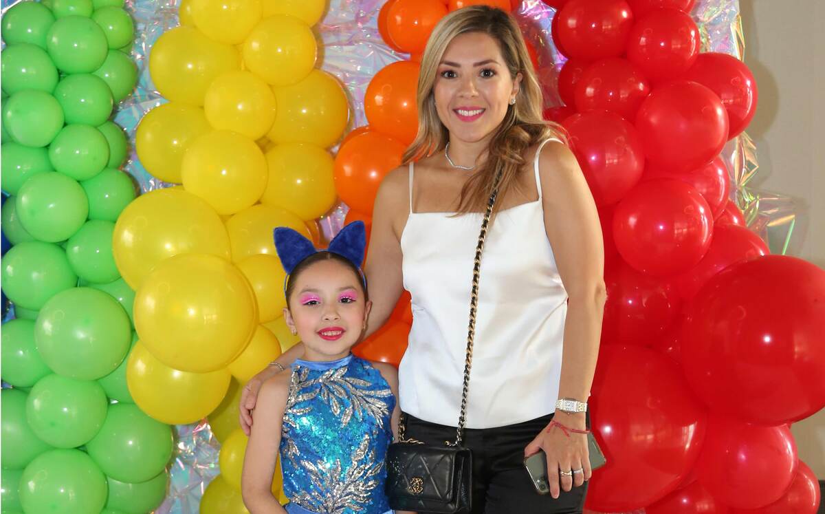 Ana Solorzano y Roberta Arredondo