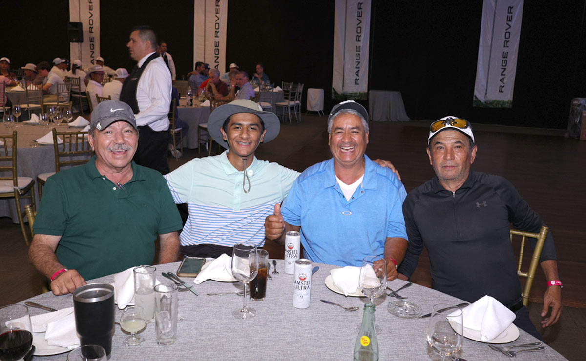 Carlos, Alberto, Iván y José Luis