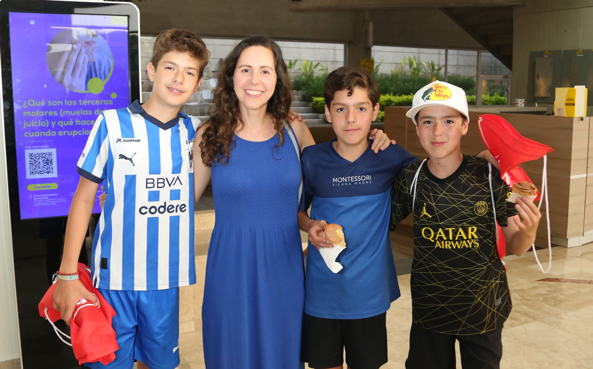 Emiliano Rojas, Nena Martínez, Mateo Rojas y Cristóbal Rojas / Foto: Roberto Alvarado