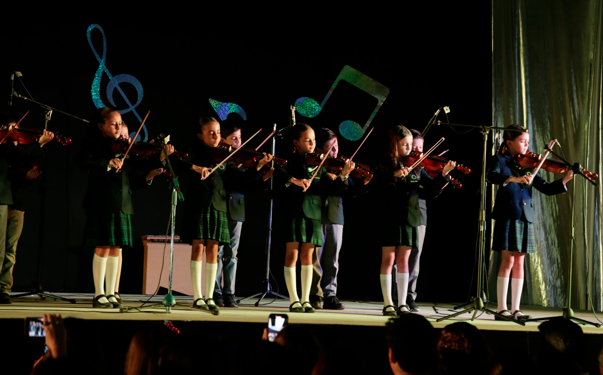 El gran espectáculo de los alumnos conquistó al público / Foto: Omar Valdez