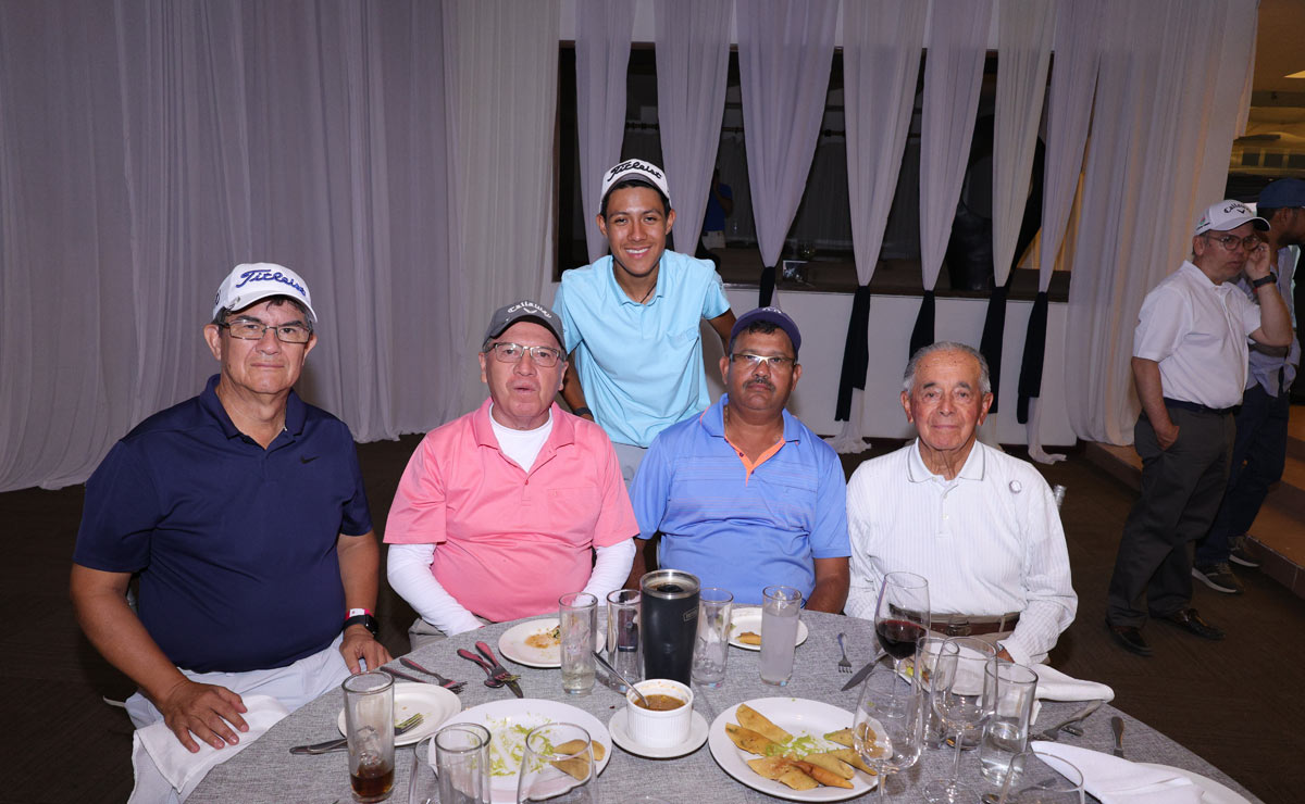 Jesús, Carlos, Pavel, Jorge y Alfredo