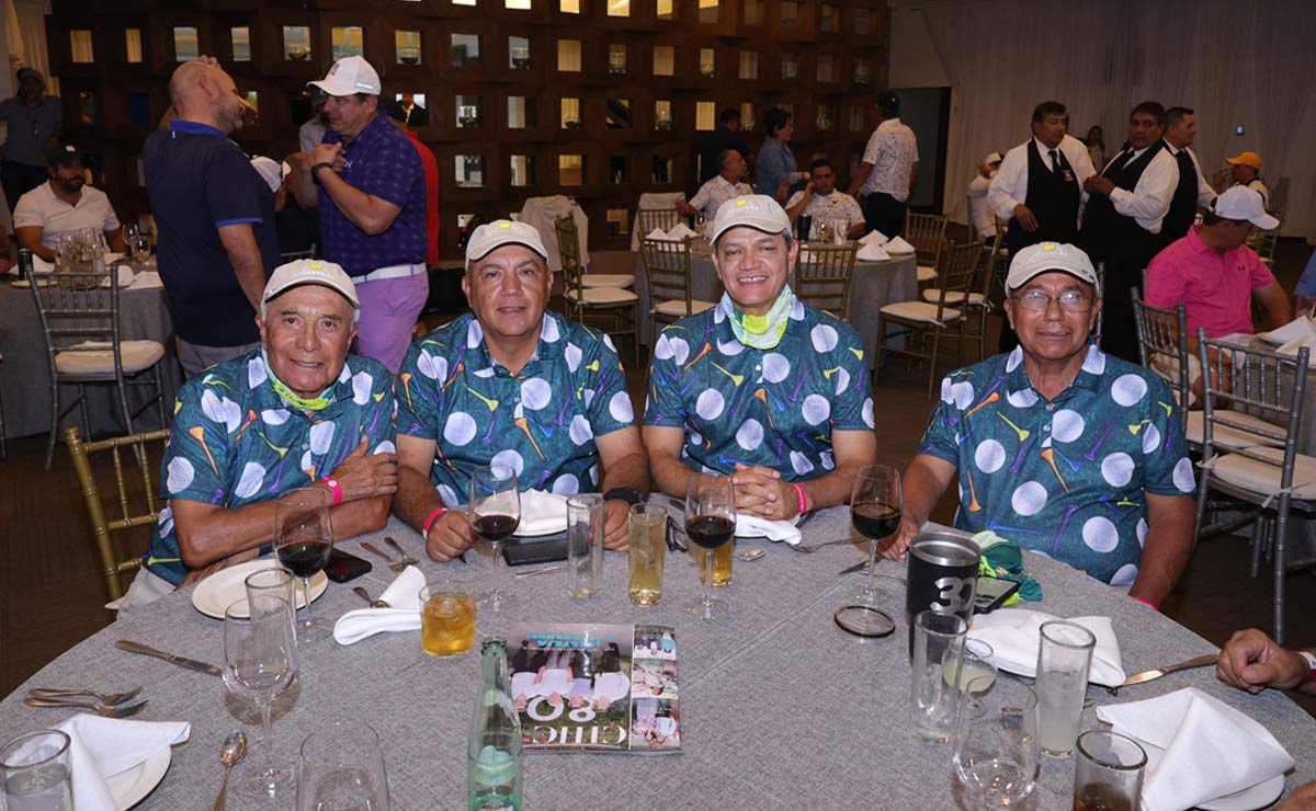 Juan, Héctor, Luis y Jesús