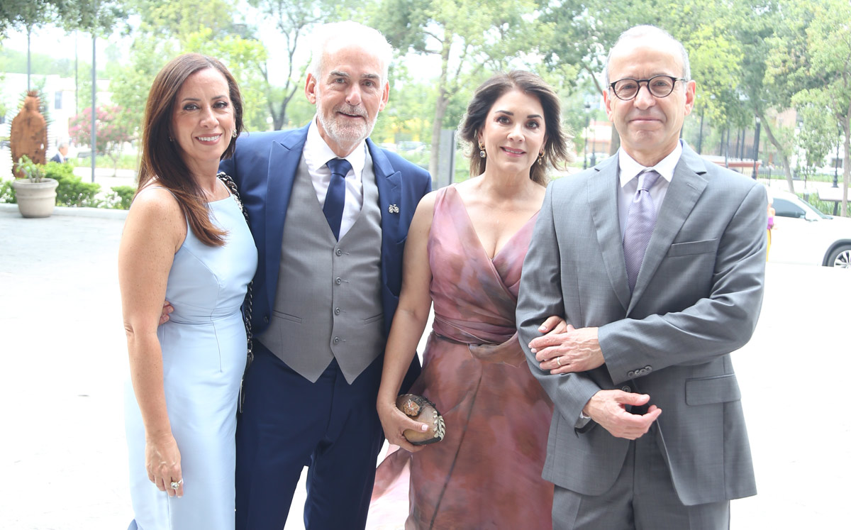 Mónica de Morales, Jaime Morales, Martha Nelly Alanís y Daniel Garza / Foto: Roberto Alvarado