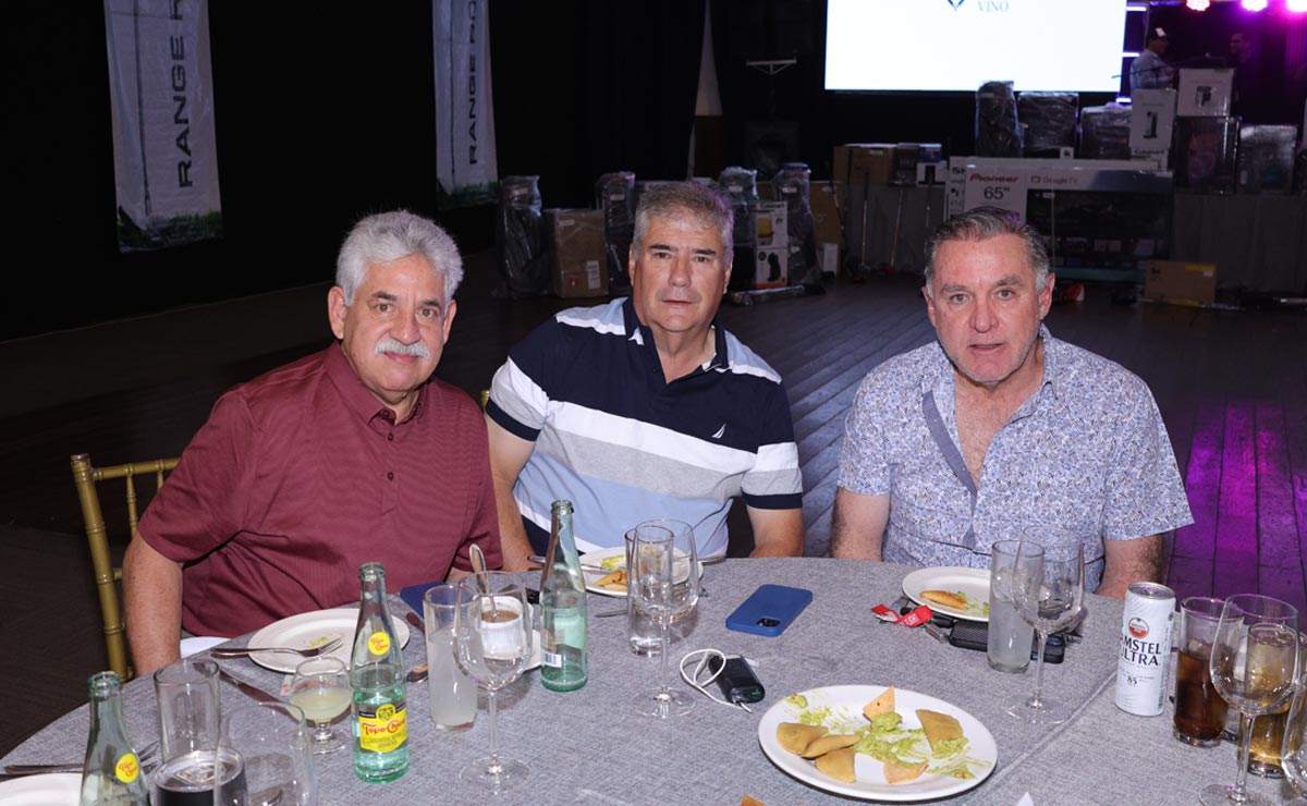 Salvador, Iñaki y Rogelio
