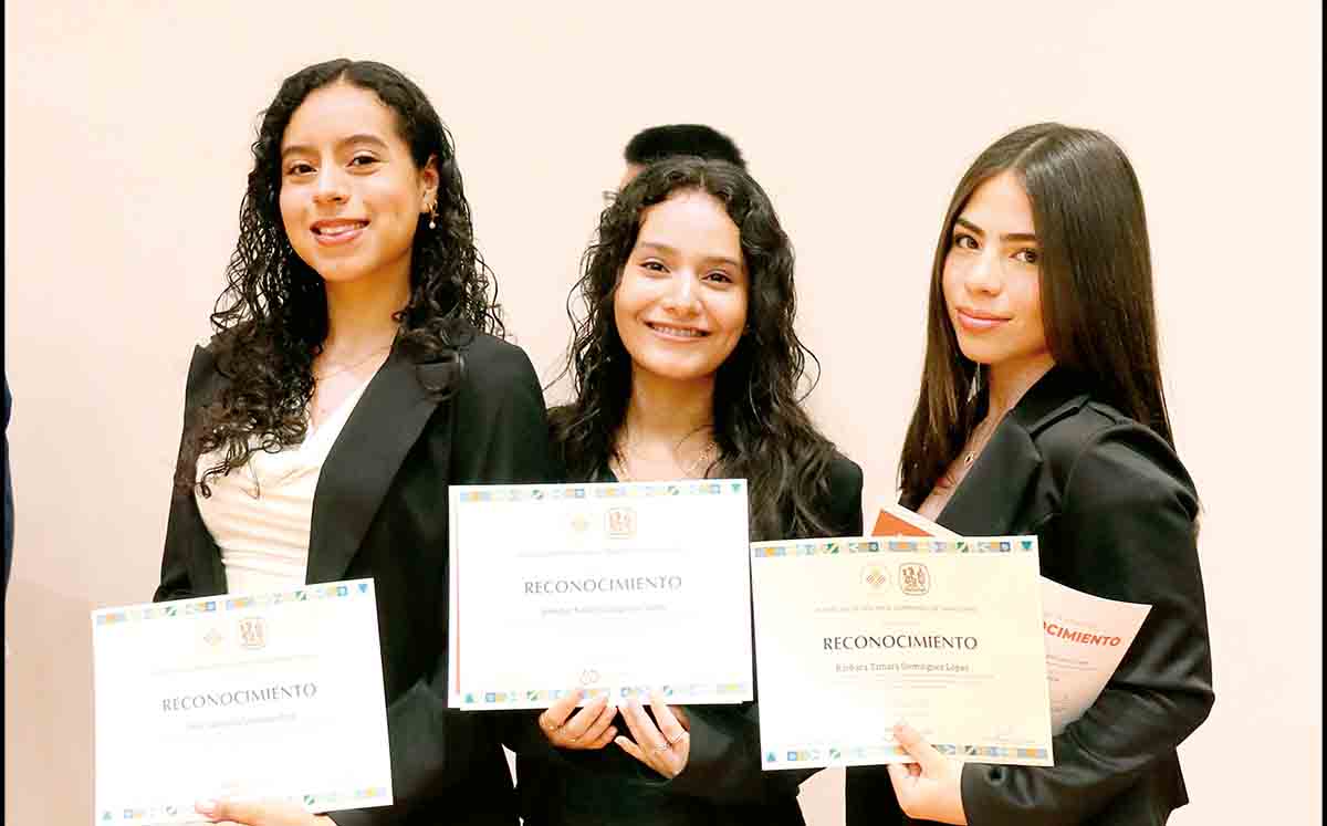 AMY JIMÉNEZ, JENNIFER LONGORIA Y BÁRBARA DOMÍNGUEZ disfrutaron de las actividades de LiderA