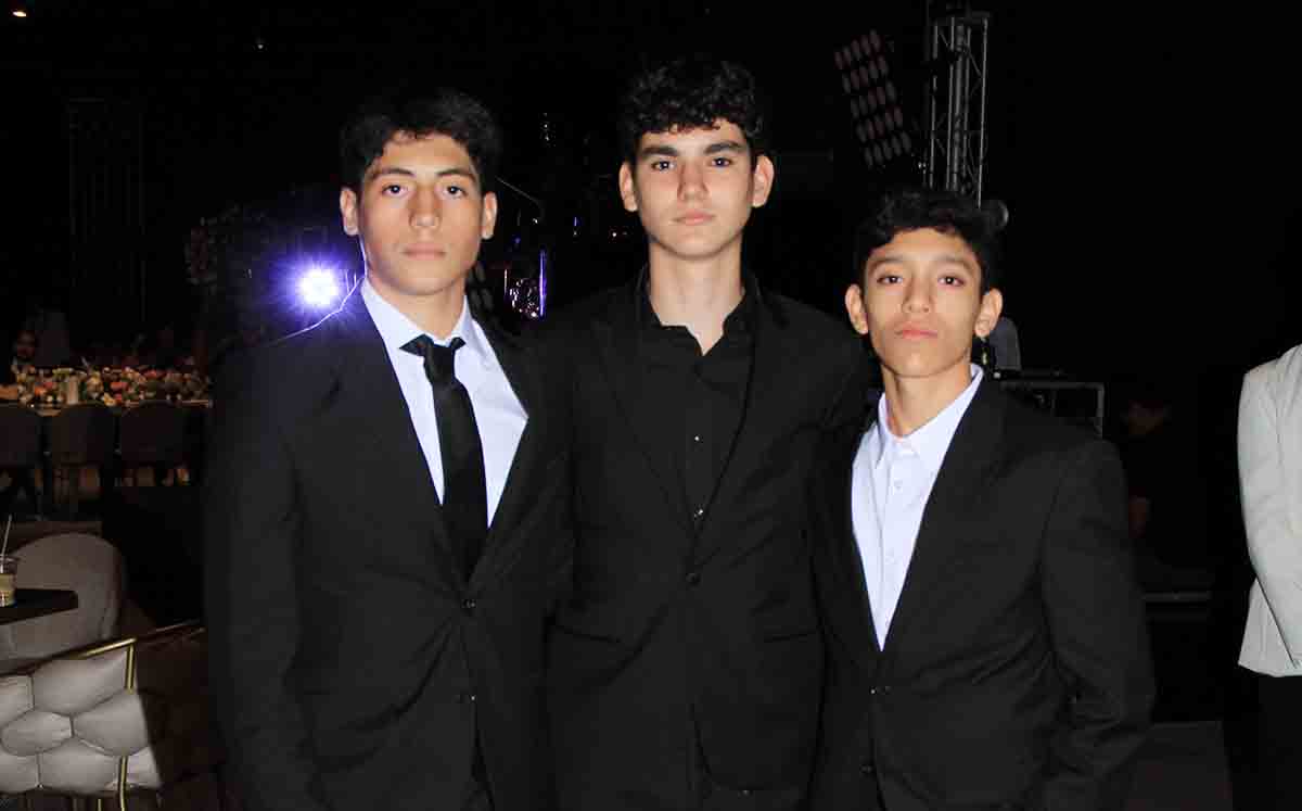 RAFAEL GARCÍA, EDUARDO FERNÁNDEZ Y DAVID LARA bailaron sin parar con la música de High Life