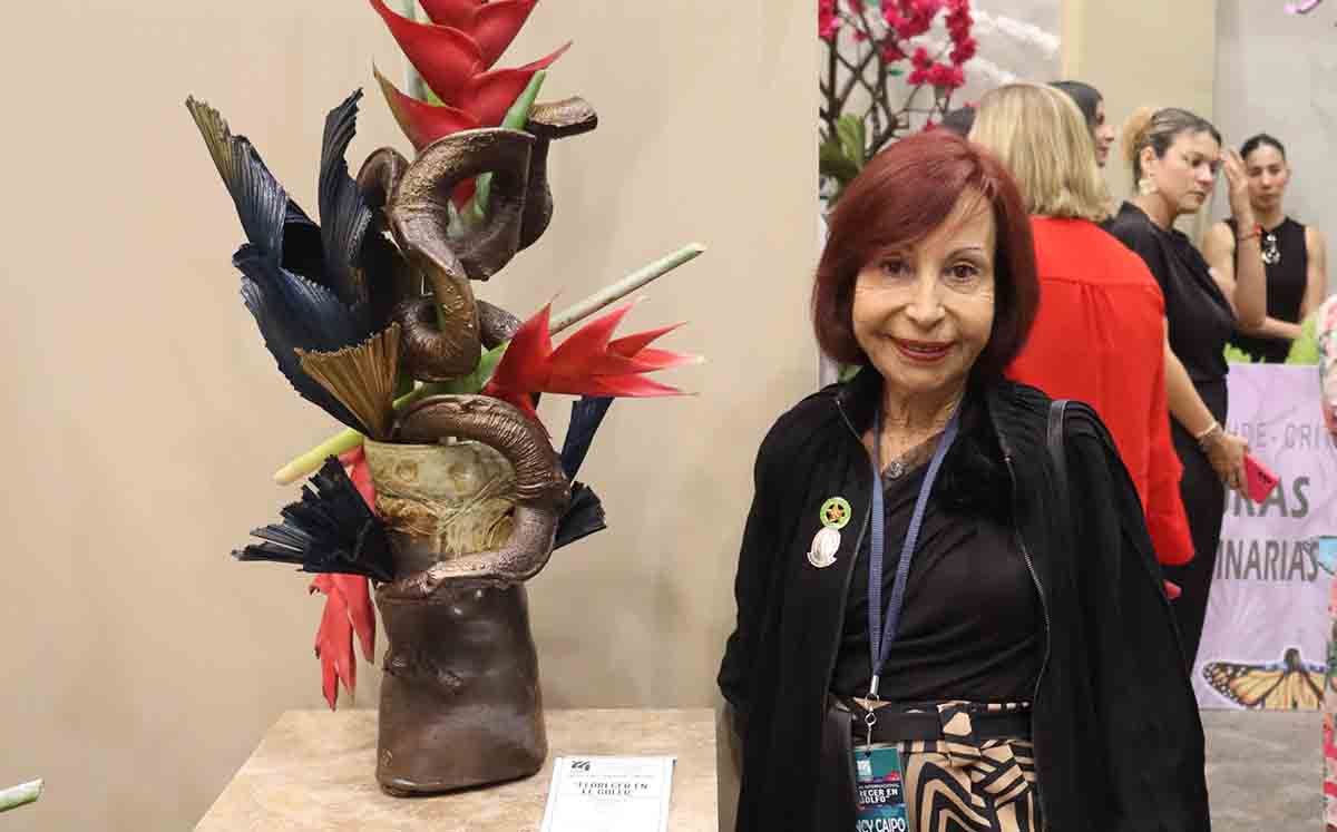 NANCY CAIPO nos regaló su mejor sonrisa en la exposición Florecer en el Golfo