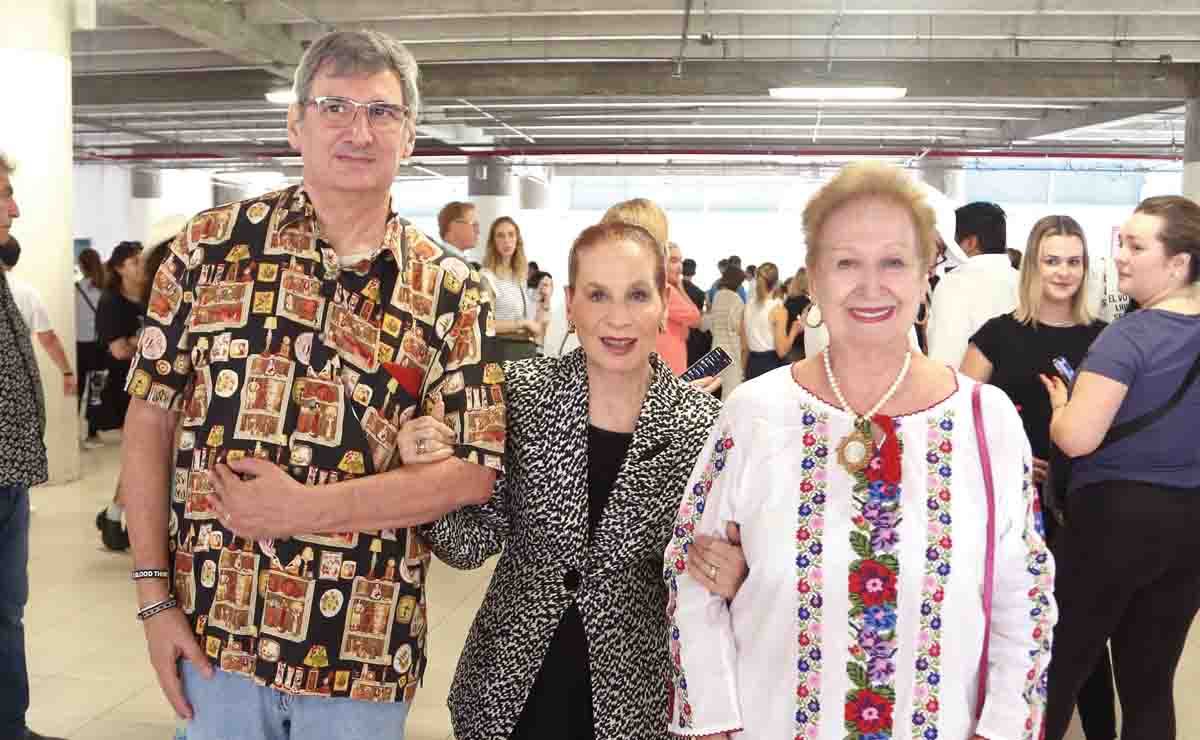 Pedro Valdez, María Nelly Sada y Alejandra Sada / Fotos: Staff Chic