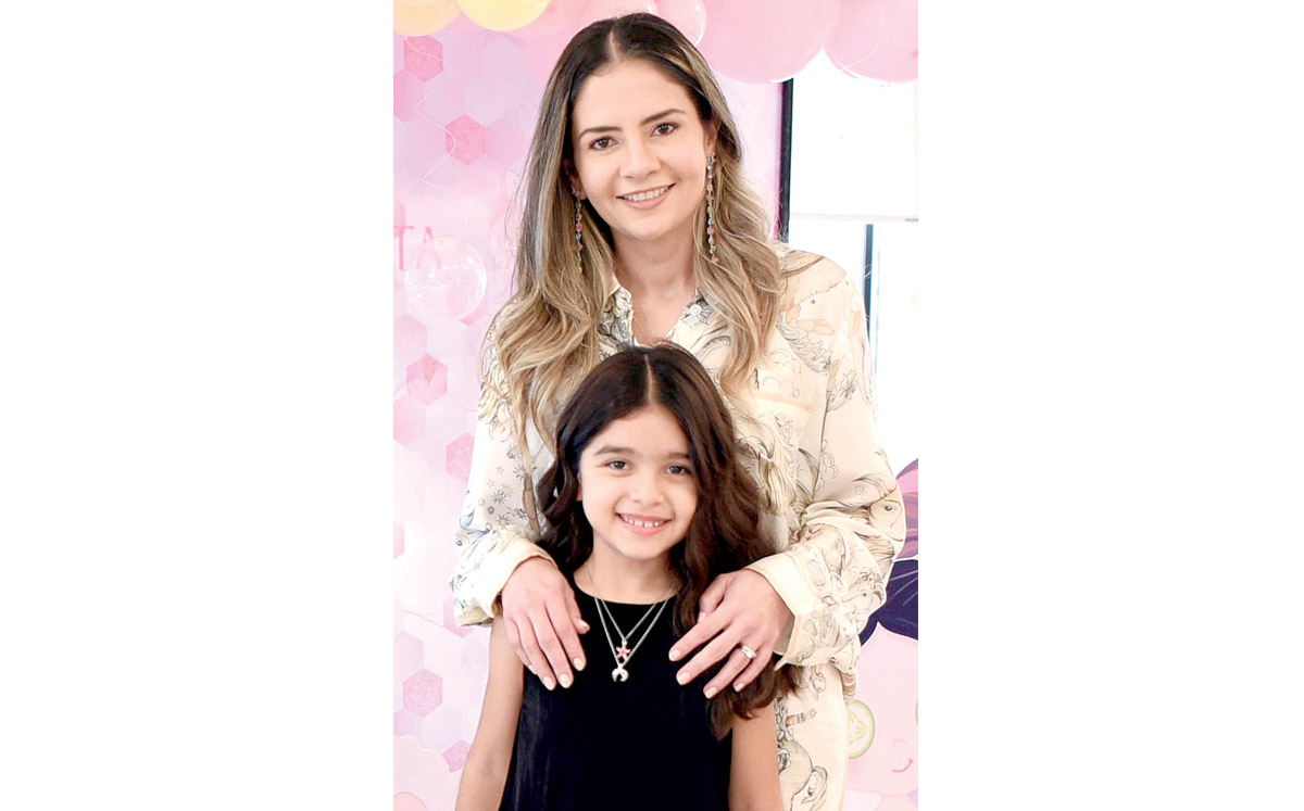 Christian Sánchez y Renata Medellín