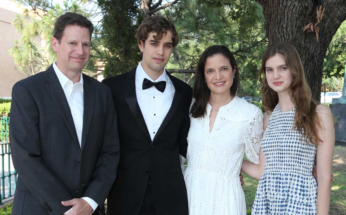 Alejandro Probert, Alejandro Probert, Alyne Hermosillo de Probert y María Probert
