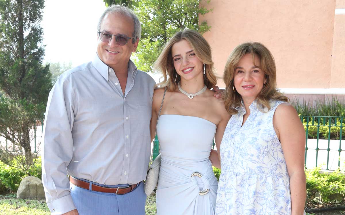 Jorge Llaguno, Mariana Llaguno y Carmen de Llaguno