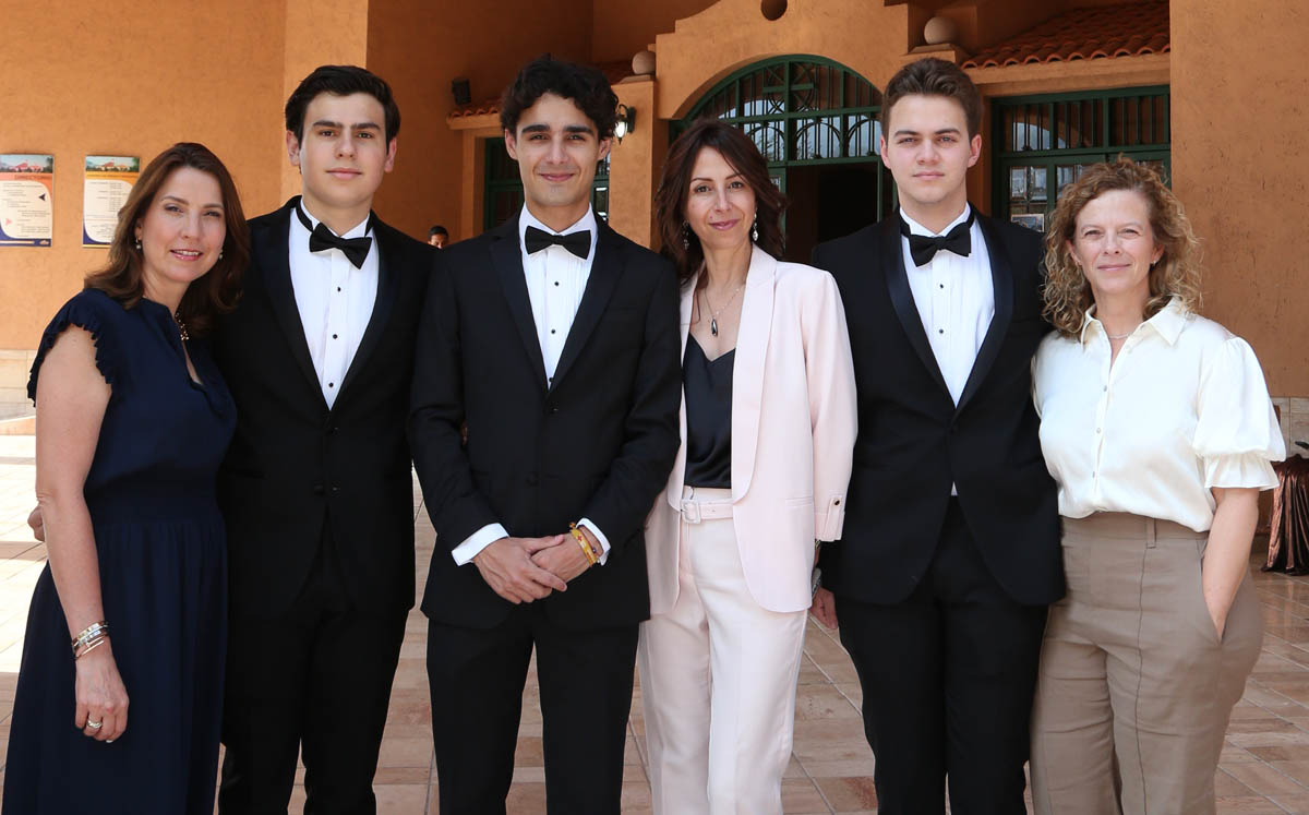 Verónica Guerra de Lobo, Diego Lobo, Joaquín Mijares, Cindy Santibáñez de Mijares, Emilio Garza Mouret y Mirelle Mouret