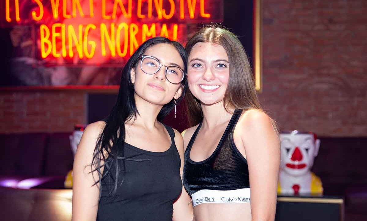 Aranza Landa y Nicole Santander