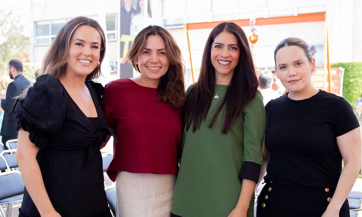 Alicia Aguilarma, Mariel Cachín, Dani Velaverde y Mariel Reyna