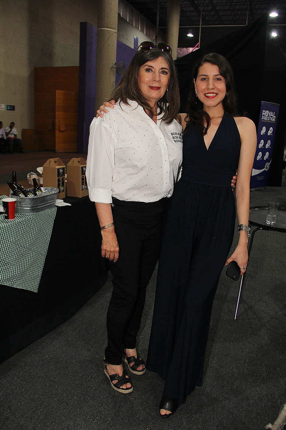 Cuquita Fong y Maya Fong
