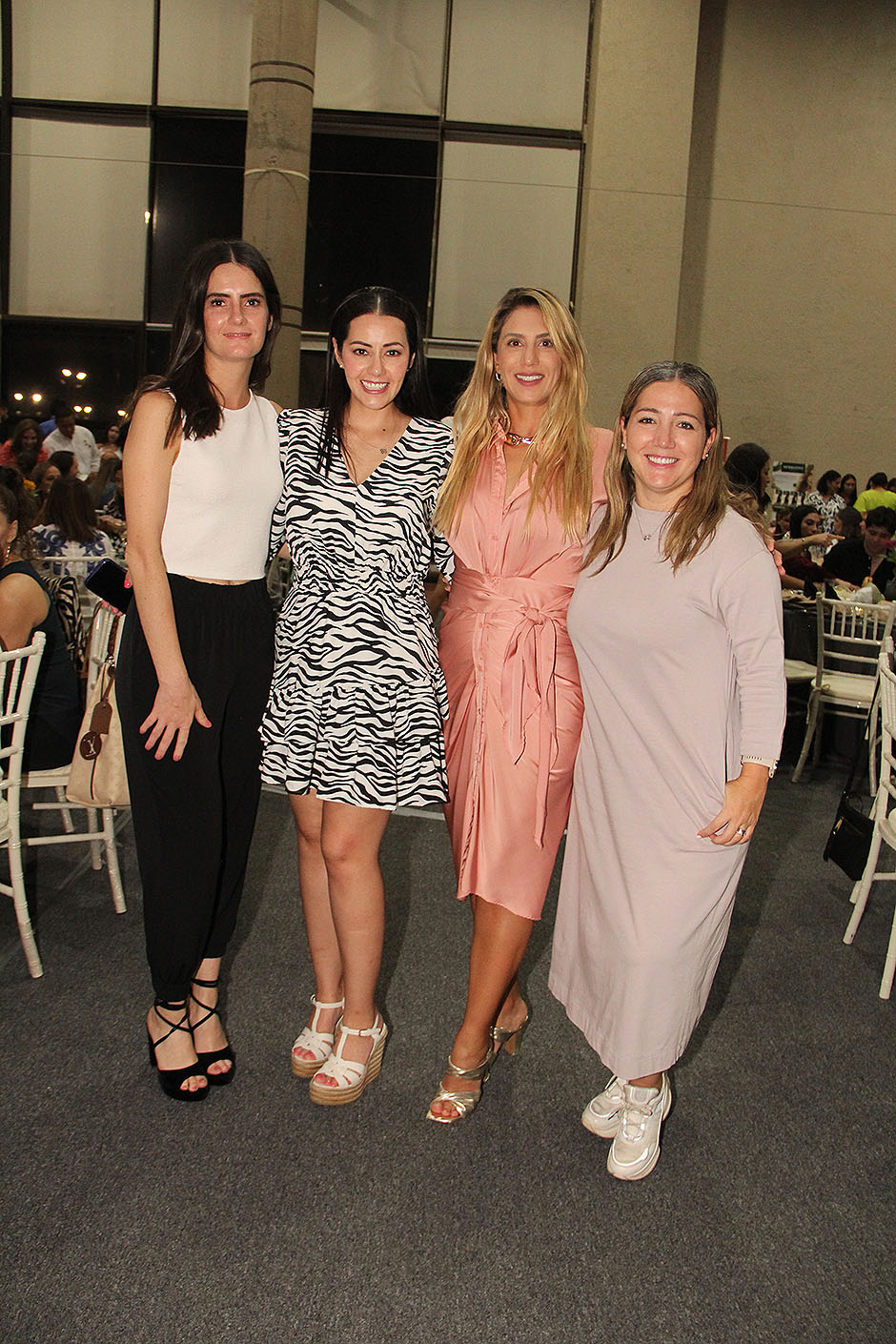 Valeria Núñez, Amparo León, Lindafer Ruiz y Marcela Spelz