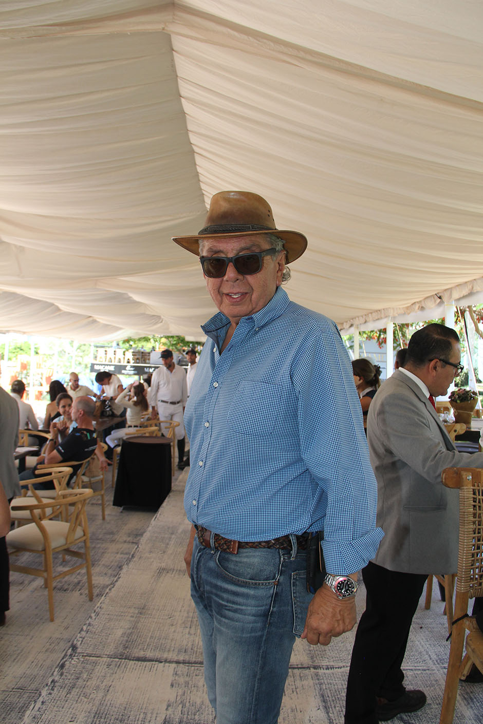 Carlos Valdés.