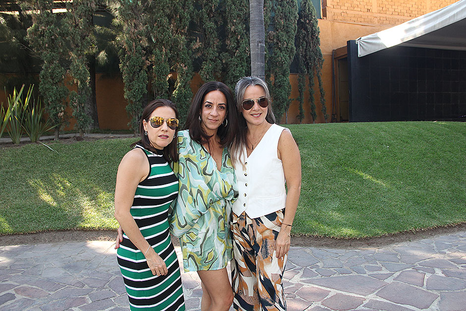 Claudia Garcia Natalia Padilla y Paulina Landeros (2)