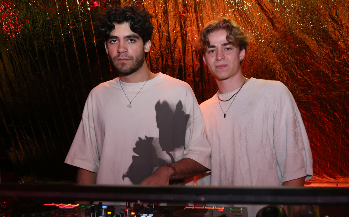 Los DJS Pato Petz y Milo Ferrara ambientaron la fiesta de cumpleaños / Foto: Roberto Alvarado