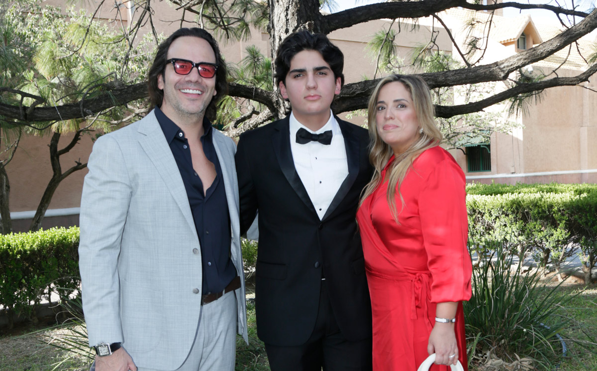 Lenin Zazueta, Lucas Zazueta y Cecy Moyeda de Zazueta / Foto: Staff Chic