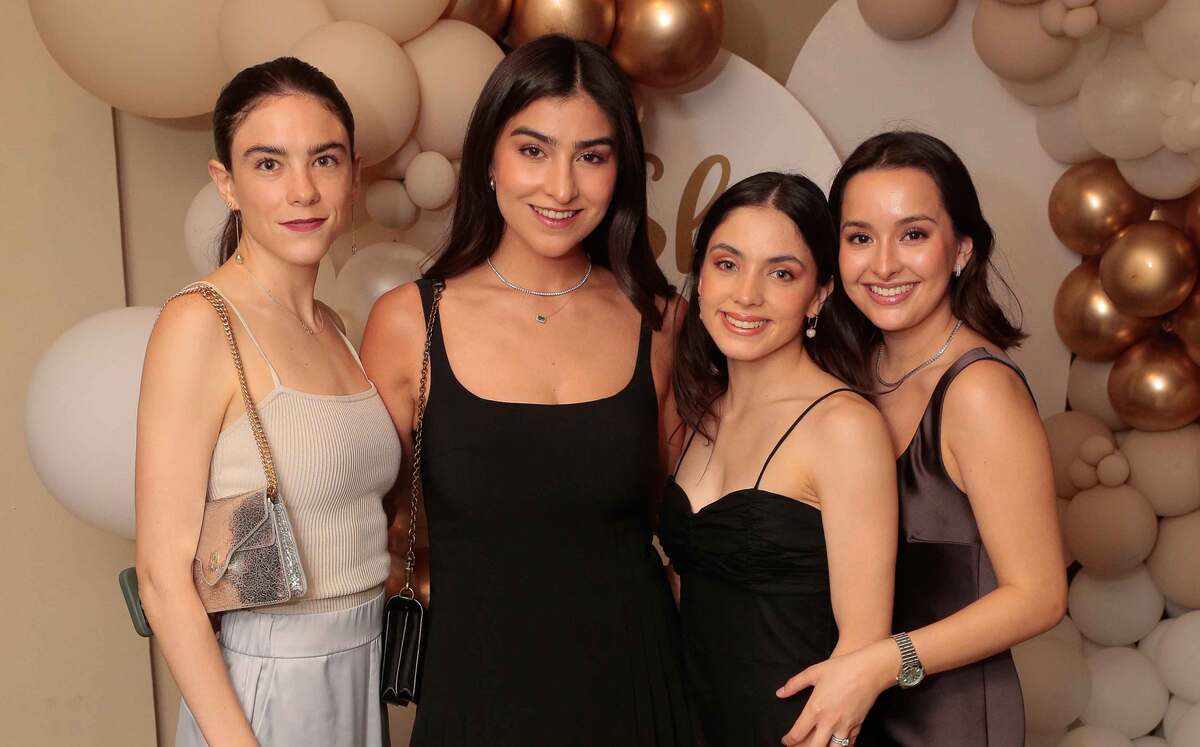 María Quintanilla, Magaly Sáenz, Andrea Jiménez y Mariana Páez