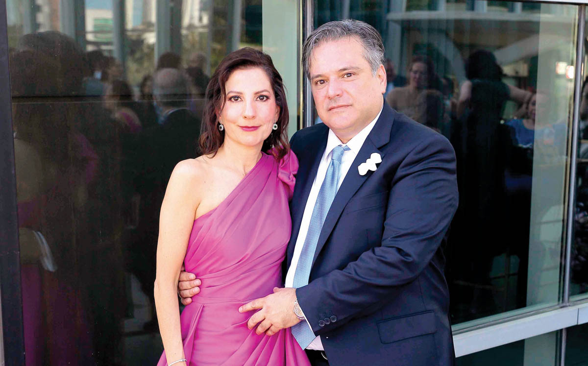 PAPÁS DE LA NOVIA. Karla Marcos y Carlos González