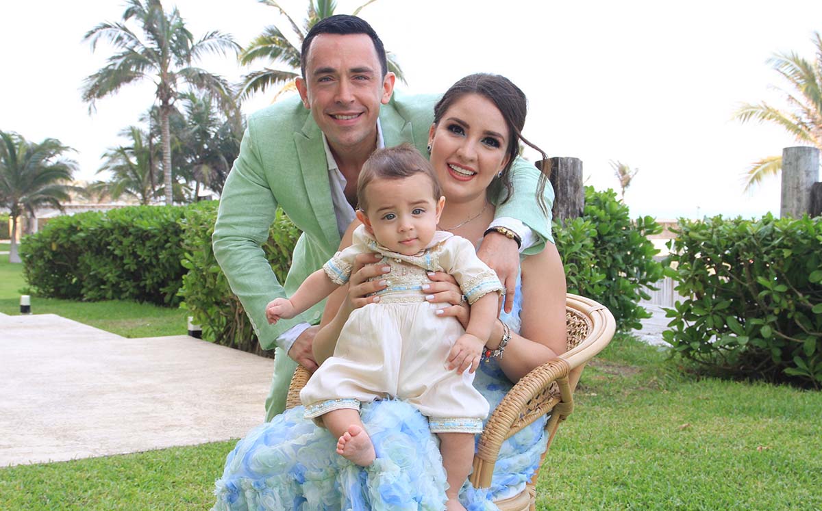 BRYAN MEDINA Y BERE LÓPEZ celebraron el bautizo de BRAULIO MEDINA en Velamar