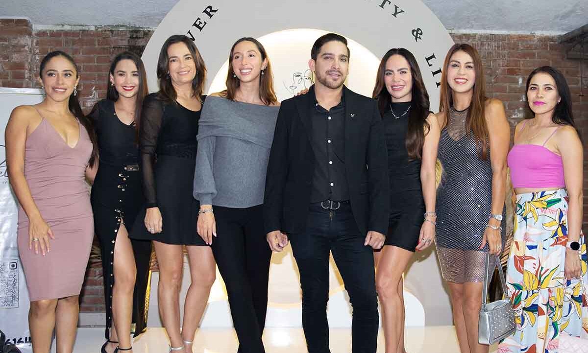 Paola Flores, Gema Jalil, Faby, Fernanda Palomino, Jalil Mijangos, Miriam Aceves, Lupita Pl y Andy Guzmán